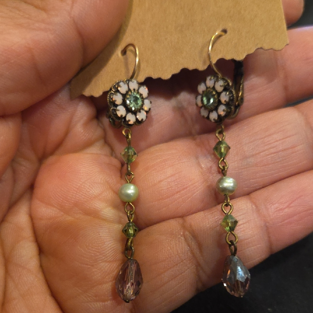 Chic Floral Dangle Earrings with Green and Purple Accents